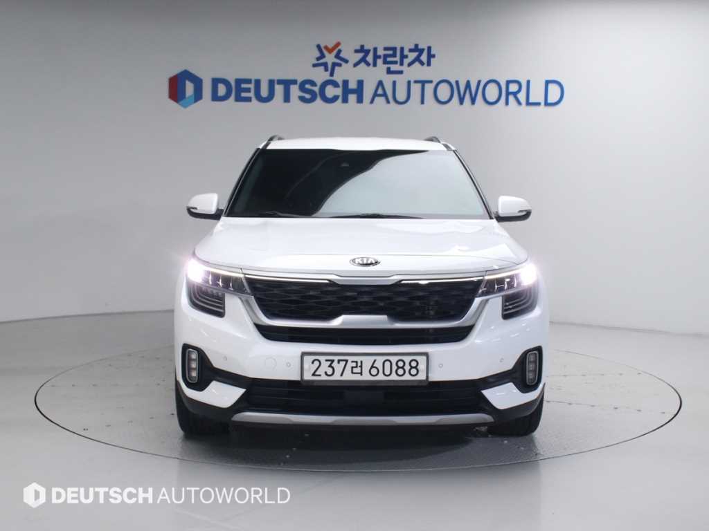 KIA Seltos - Vista 3