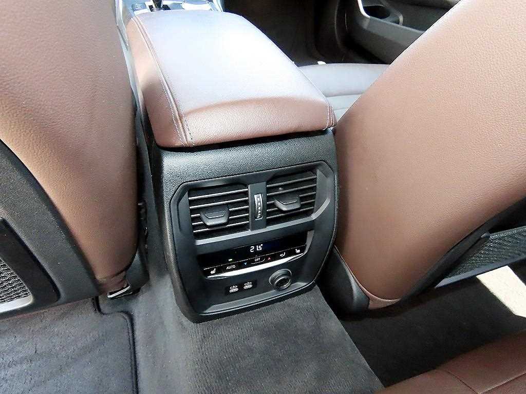 BMW 3 series 2020 Verde - Importación desde Corea - HF Imports Iquique - Foto 17