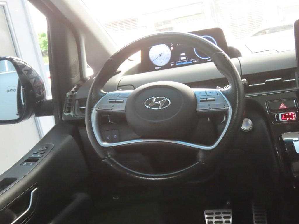 HYUNDAI Staria 2023 Negro - Importación desde Corea - HF Imports Iquique - Foto 17