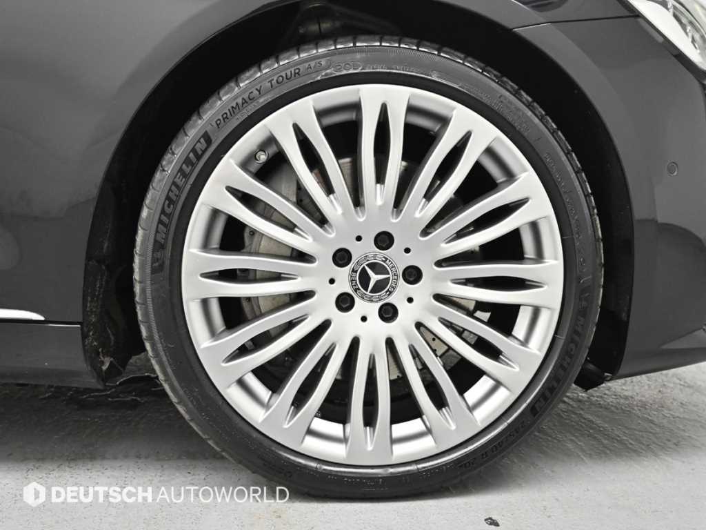 Mercedes Benz S Class - Vista 5