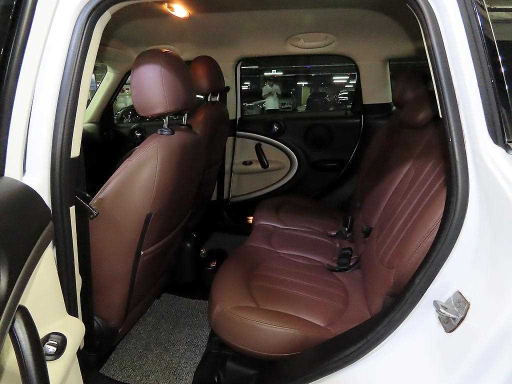 Mini Countryman - Vista 7