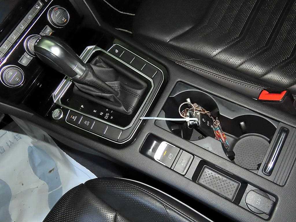 Volkswagen Arteon - Vista 12