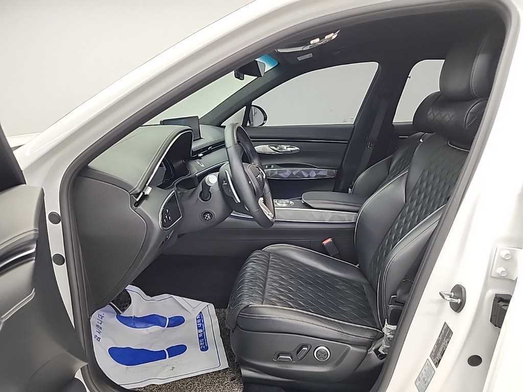 Genesis GV70 - Vista 11