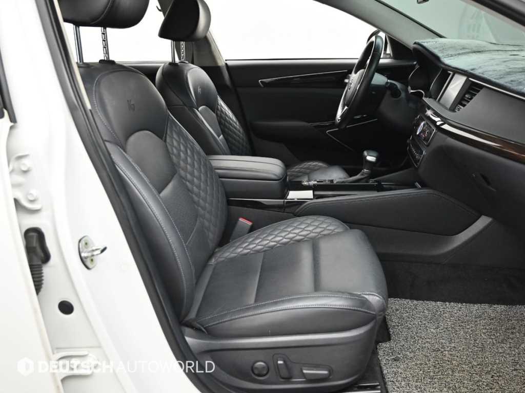 KIA K7 - Vista 10