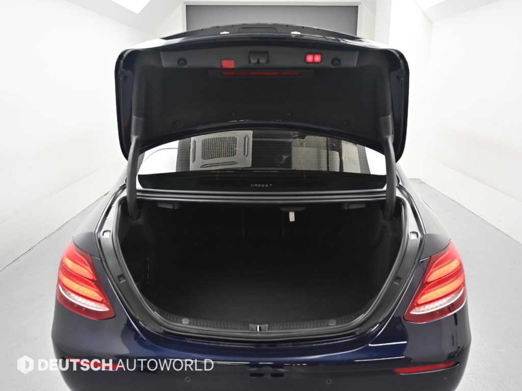 Mercedes Benz E class 2020 Azul - Importación desde Corea - HF Imports Iquique - Foto 19