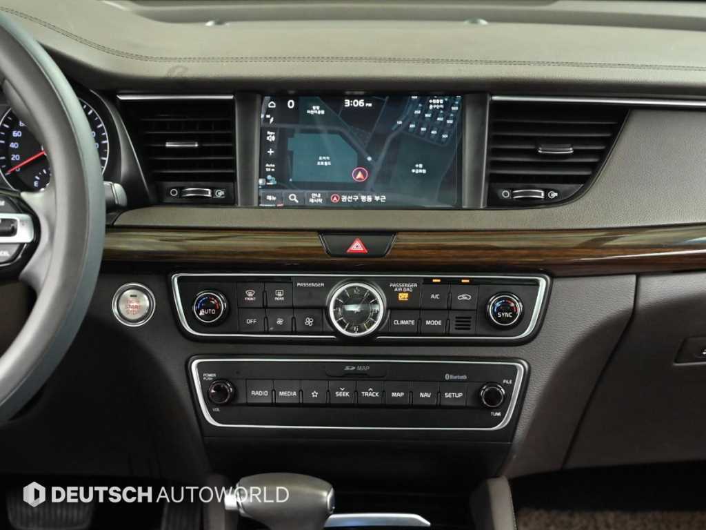 KIA K7 - Vista 12