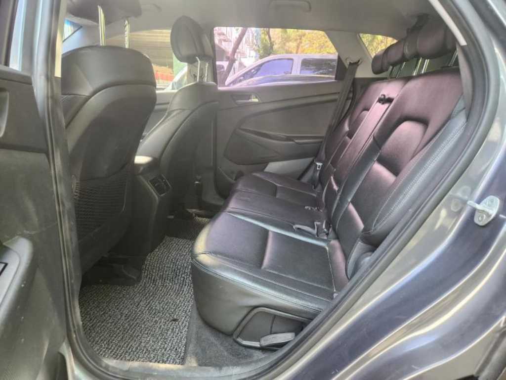 HYUNDAI Tucson - Vista 12