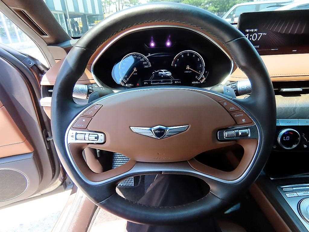 Genesis G80 - Vista 8