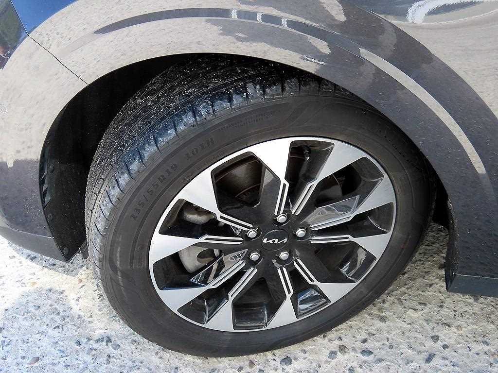 KIA Carnival 2023 Gris - Importación desde Corea - HF Imports Iquique - Foto 20