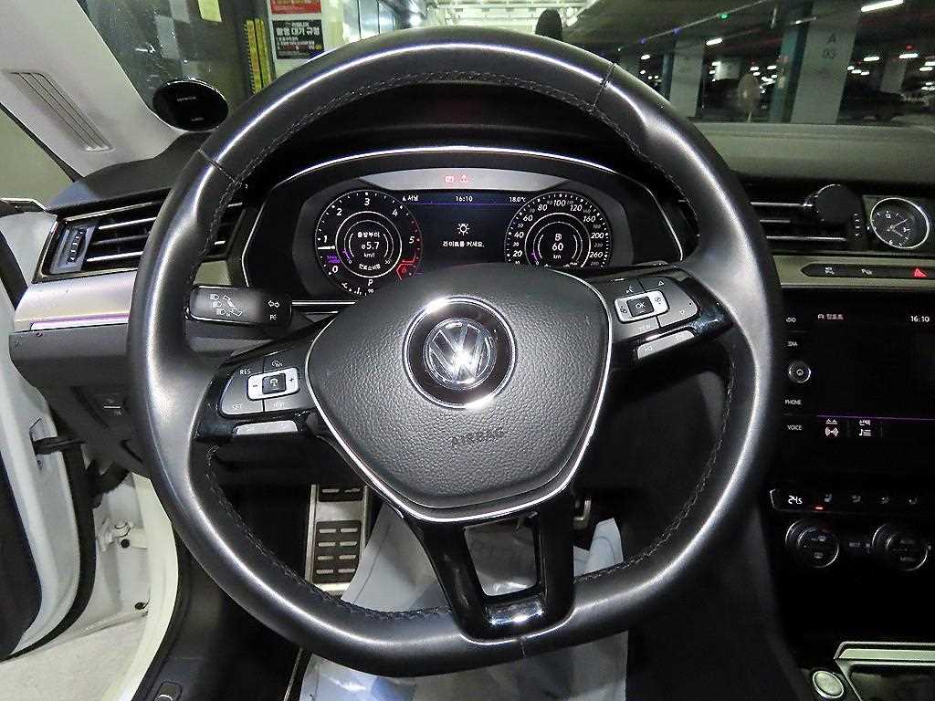 Volkswagen Arteon - Vista 8
