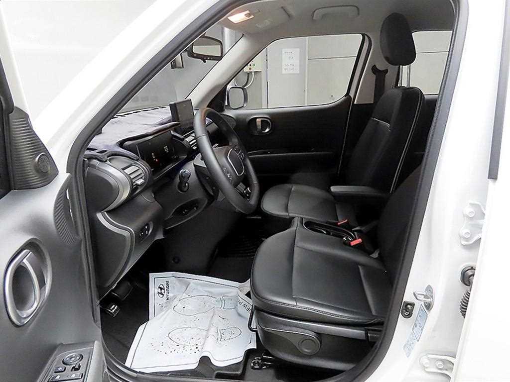 HYUNDAI Casper - Vista 5