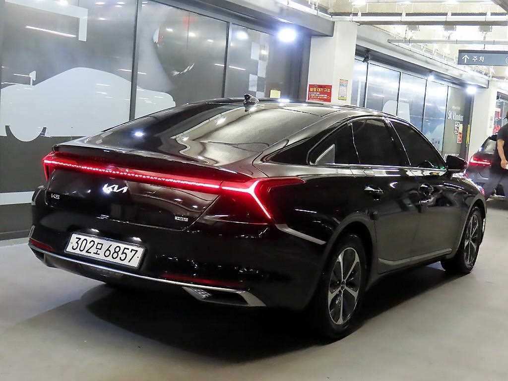 KIA K8 - Vista 4