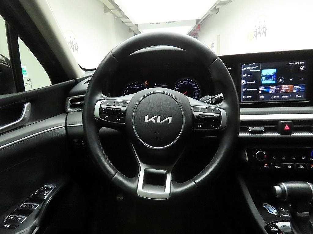 KIA K5 - Vista 7