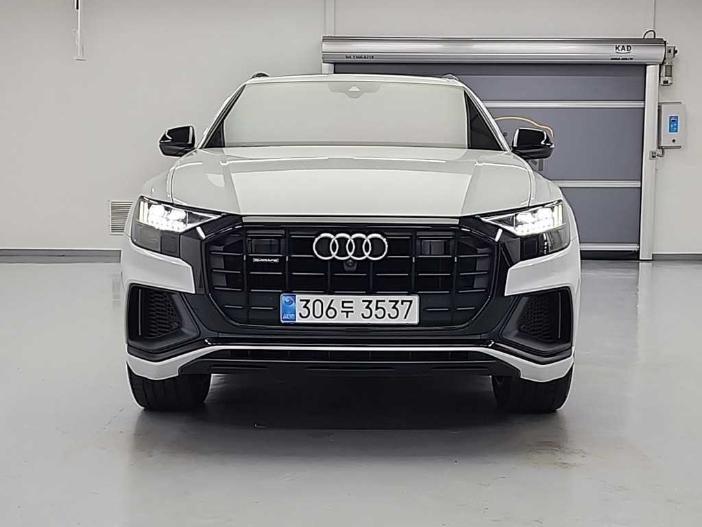 Audi Q8 - Vista 2