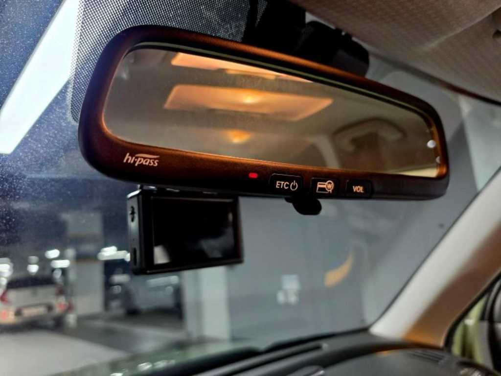 HYUNDAI Casper - Vista 12