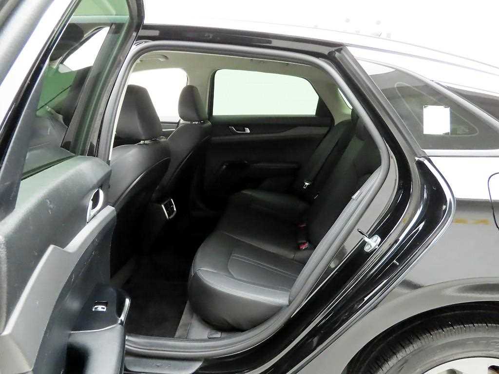 KIA K5 2022 Negro - Importación desde Corea - HF Imports Iquique - Foto 14
