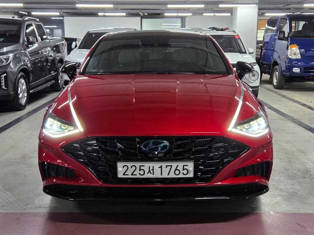 HYUNDAI Sonata - Vista 2
