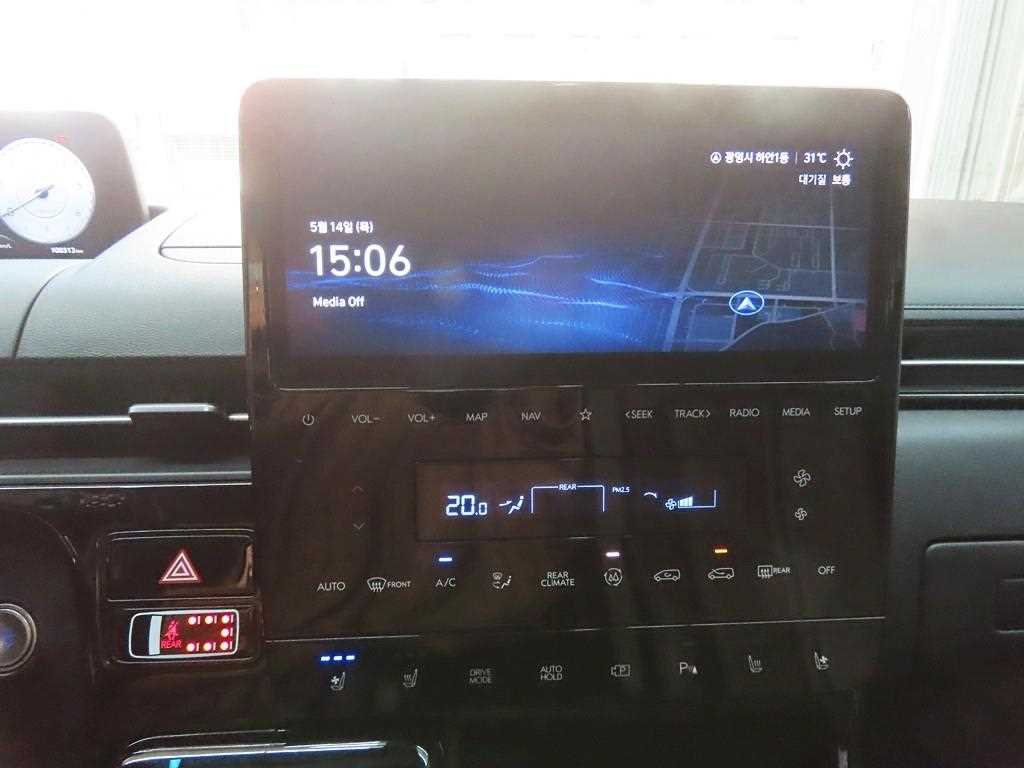 HYUNDAI Staria - Vista 12