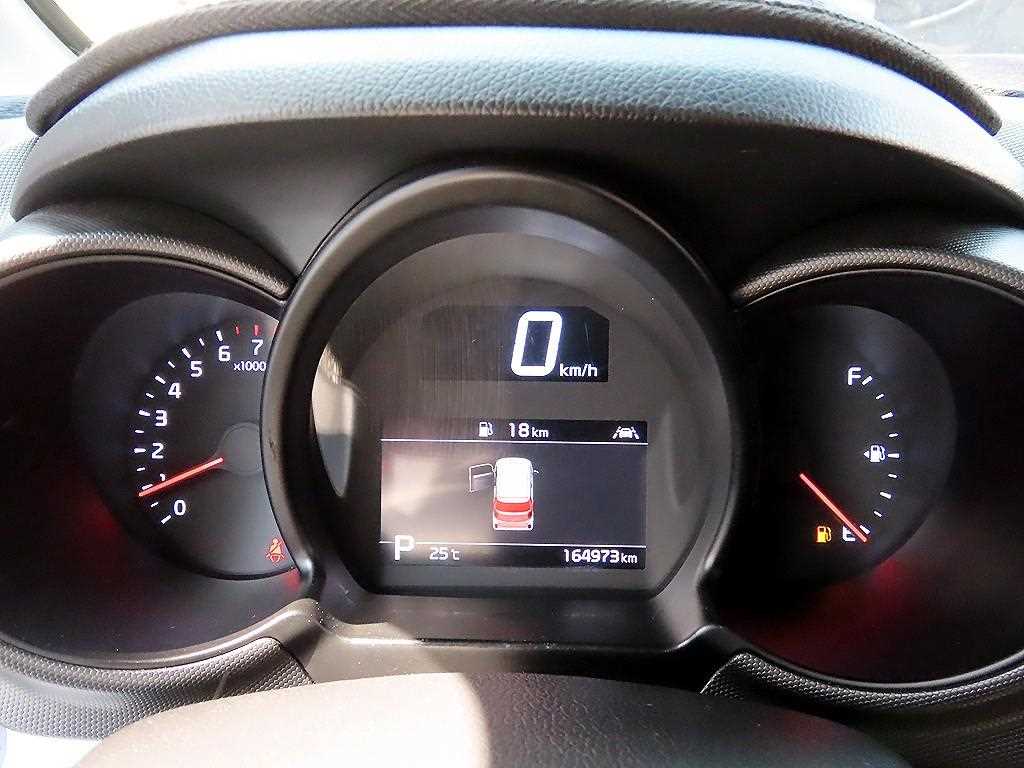 KIA Ray - Vista 9