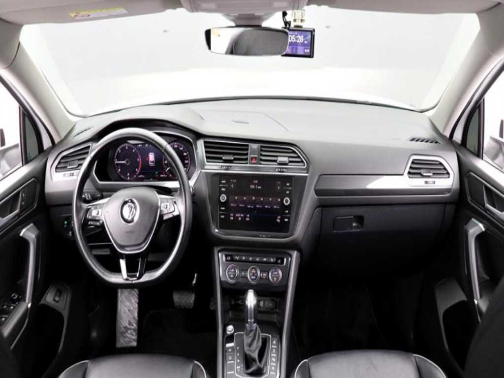 Volkswagen Tiguan - Vista 6