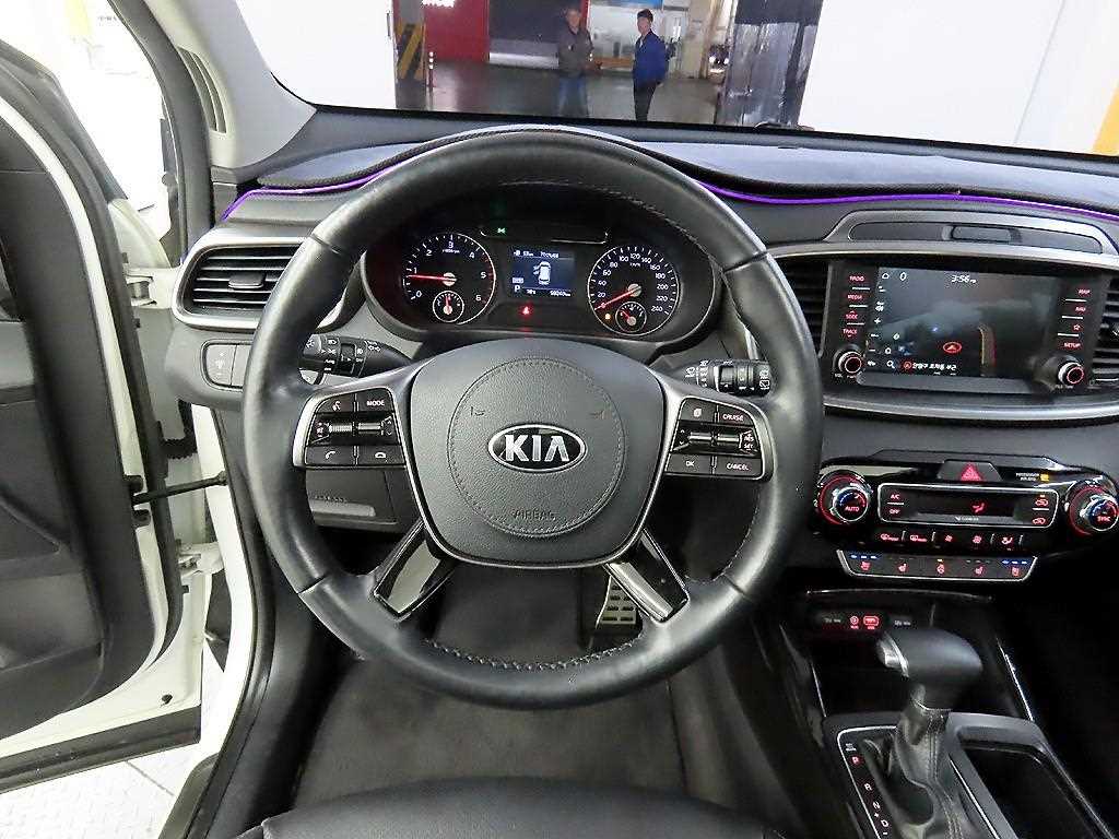 KIA Sorento - Vista 9