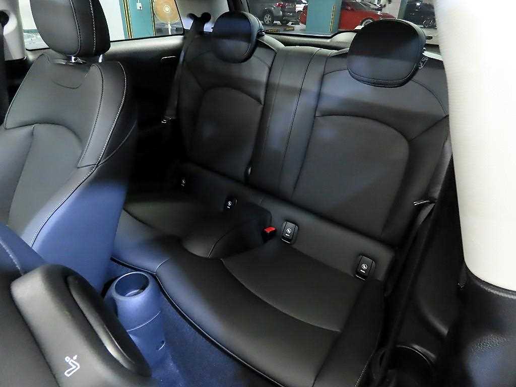 Mini Cooper - Vista 7