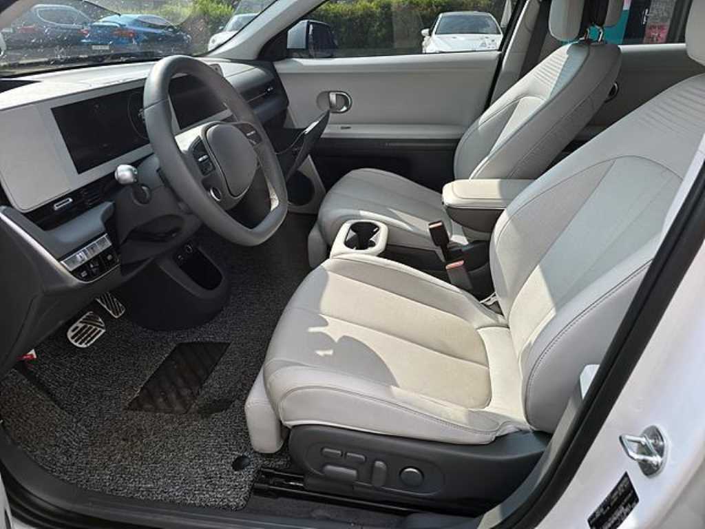 HYUNDAI Ioniq 5 - Vista 6