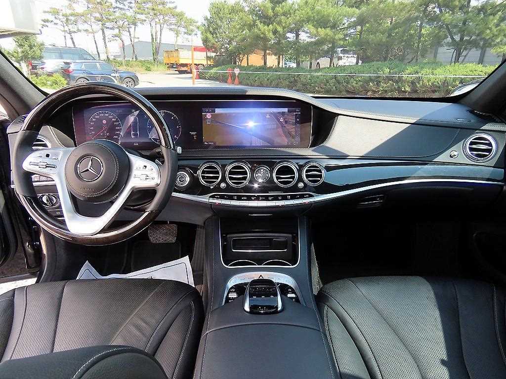 Mercedes Benz S Class - Vista 7