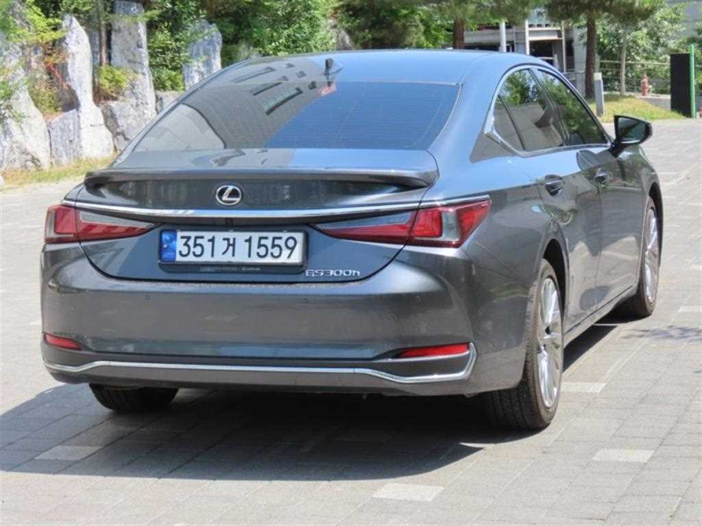 Lexus ES - Vista 3