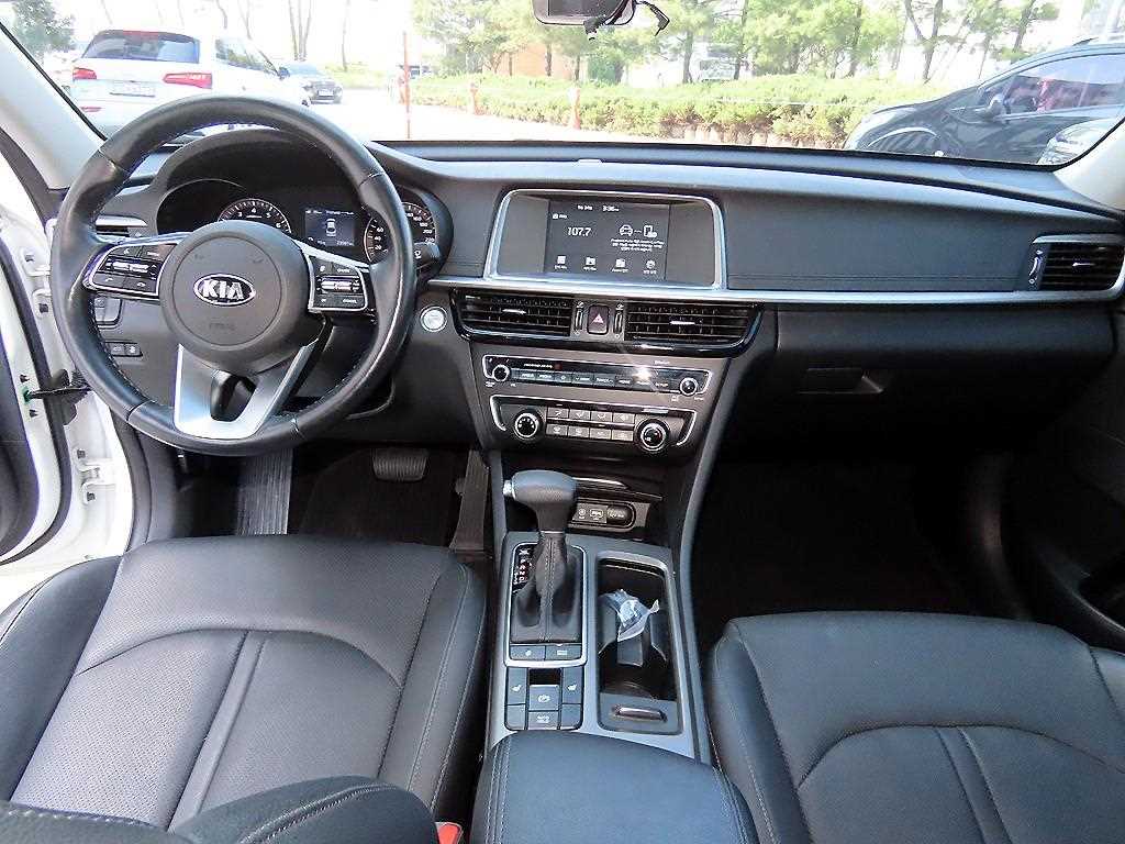 KIA K5 - Vista 7