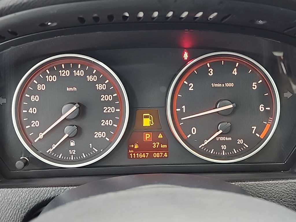 BMW X5 - Vista 6