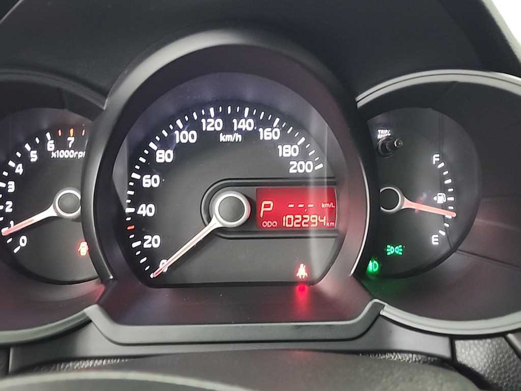 KIA Morning - Vista 6
