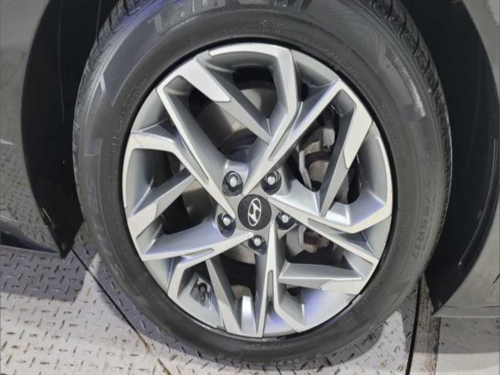 HYUNDAI Sonata - Vista 11