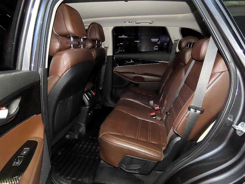 KIA Sorento - Vista 7