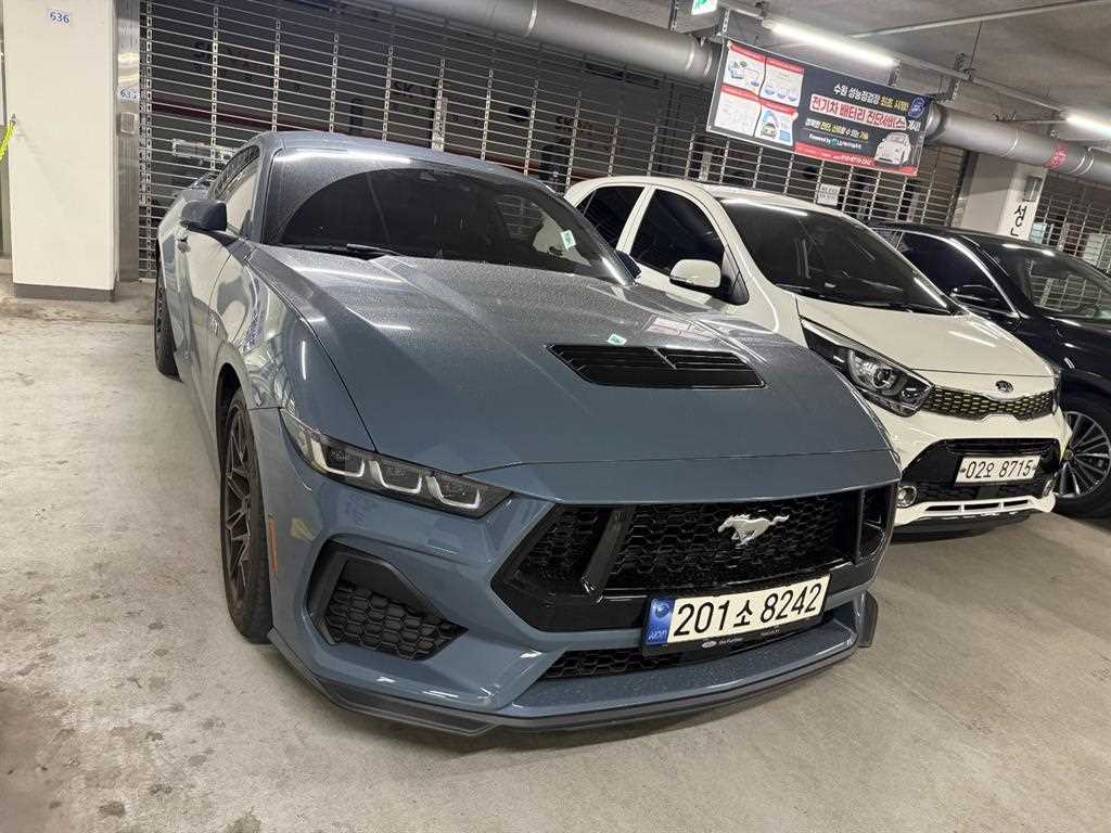 Ford Mustang - Vista 3