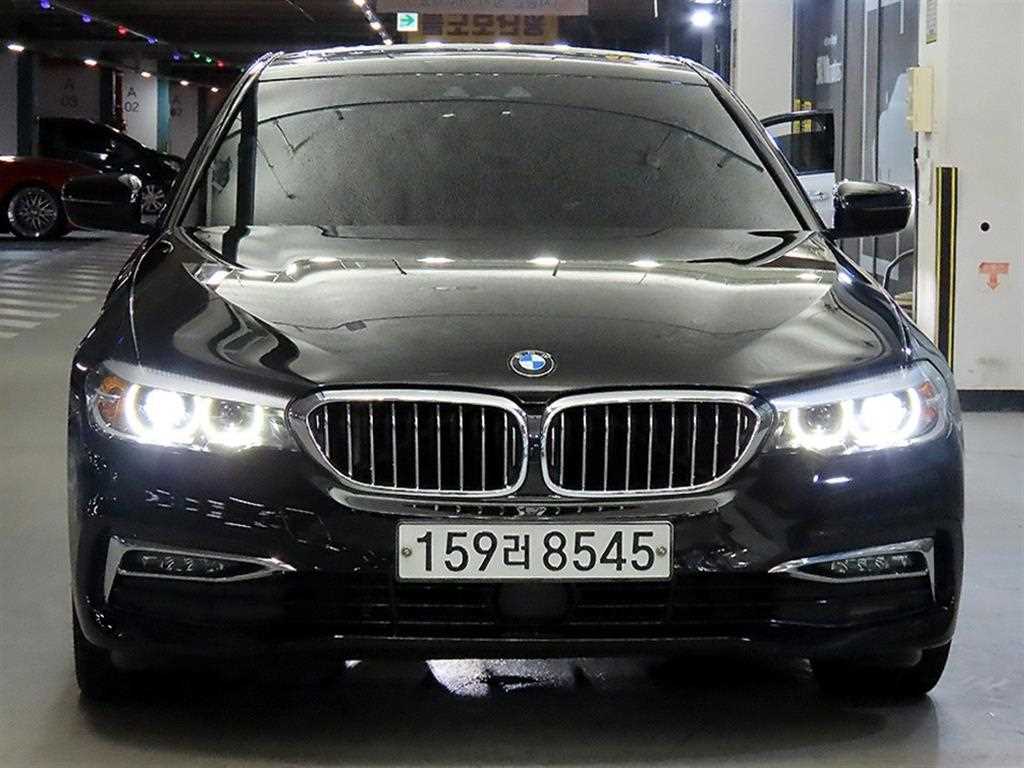 BMW 5 Series - Vista 2