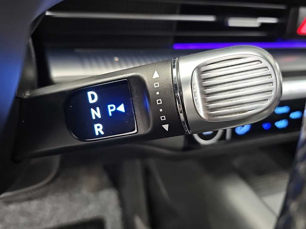 HYUNDAI Ioniq 6 - Vista 8