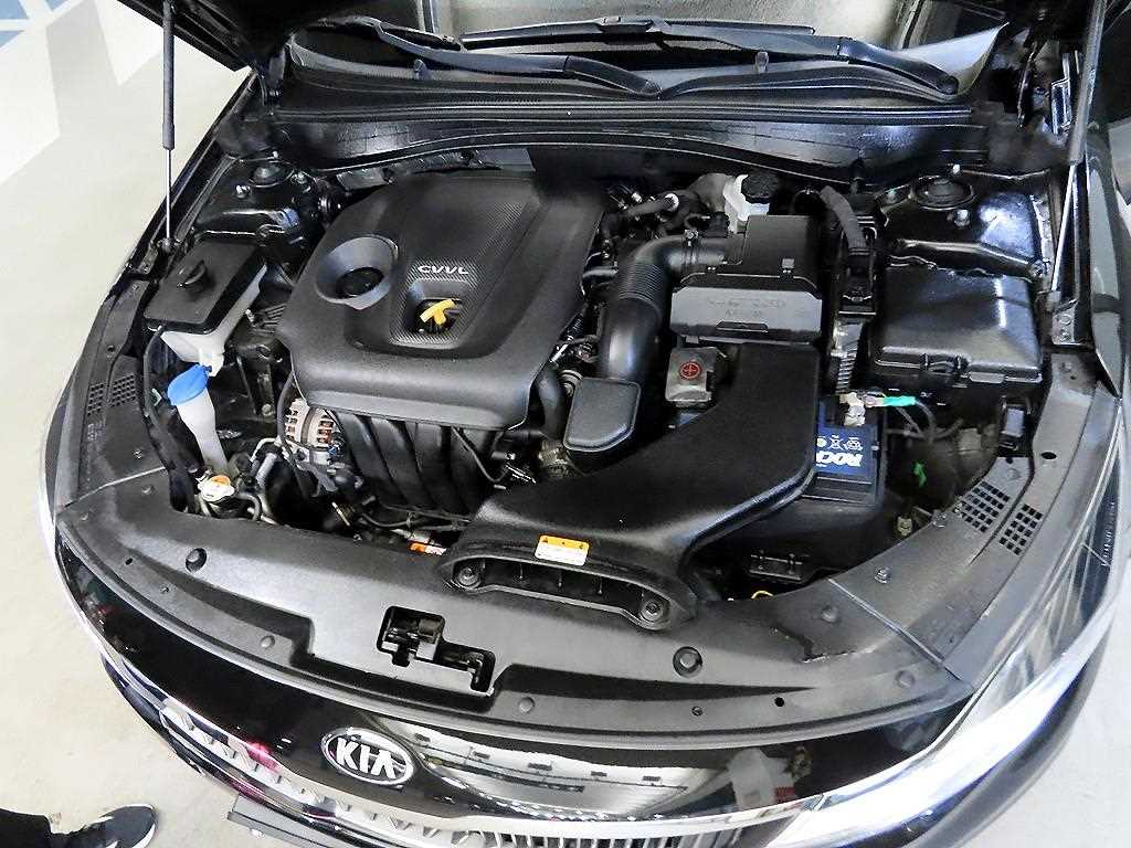 KIA K5 2019 Negro - Importación desde Corea - HF Imports Iquique - Foto 19