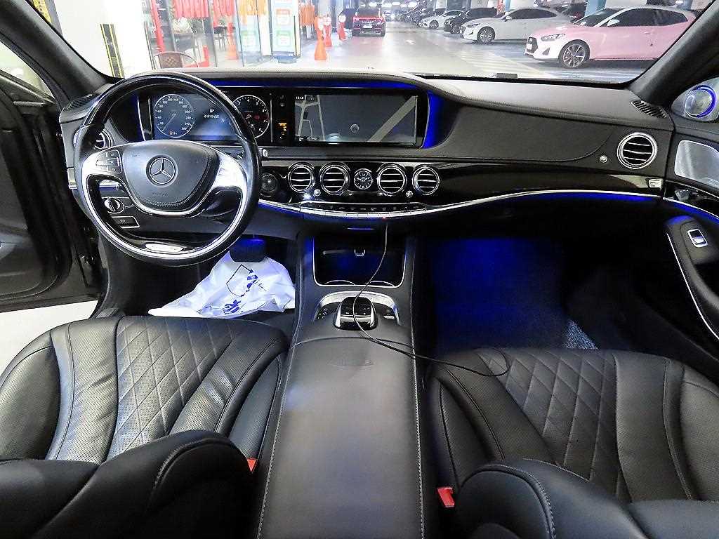 Mercedes Benz S Class - Vista 10