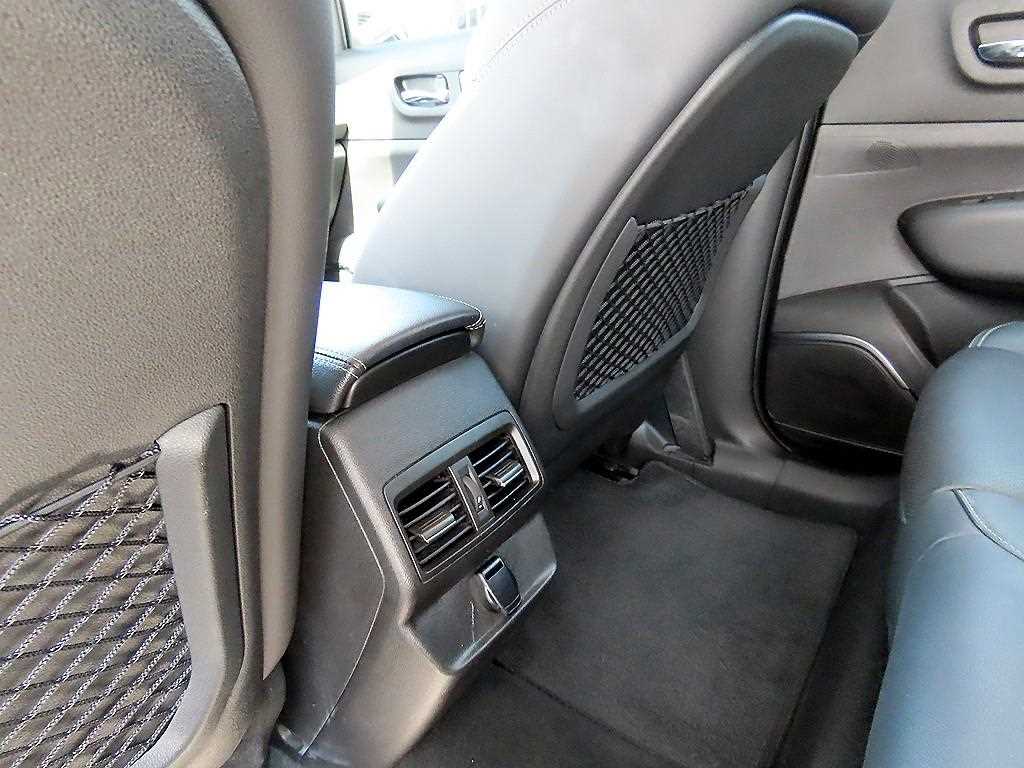 SAMSUNG QM6 2019 Blanco - Importación desde Corea - HF Imports Iquique - Foto 16