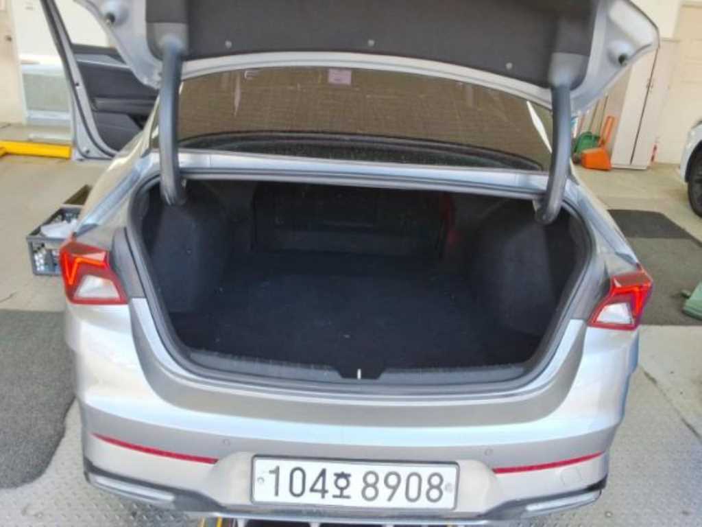 KIA K5 - Vista 11