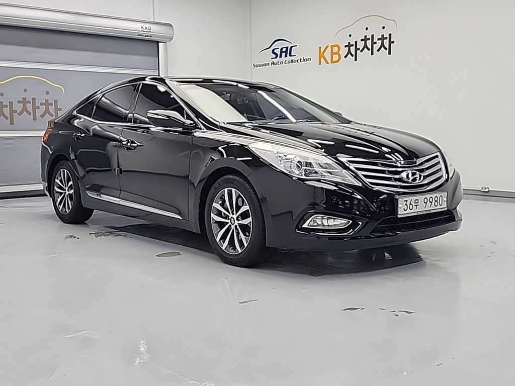 HYUNDAI Grandeur - Vista 4