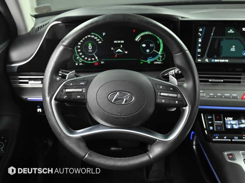 HYUNDAI Grandeur - Vista 7