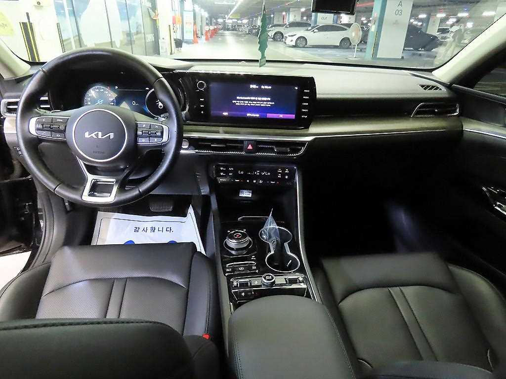 KIA K5 - Vista 10