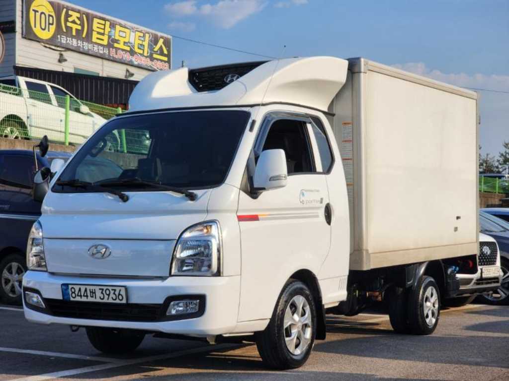 Small Truck Top_Frozen Top 2022 Blanco - Importación desde Corea - HF Imports Iquique - Foto 1