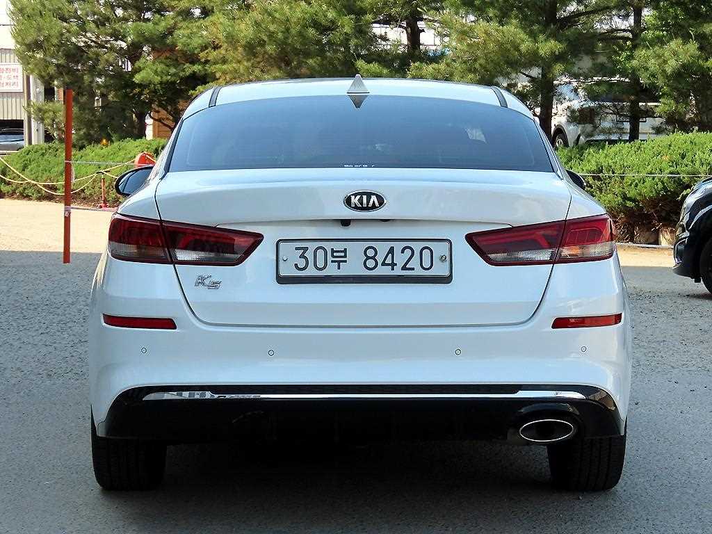 KIA K5 - Vista 4