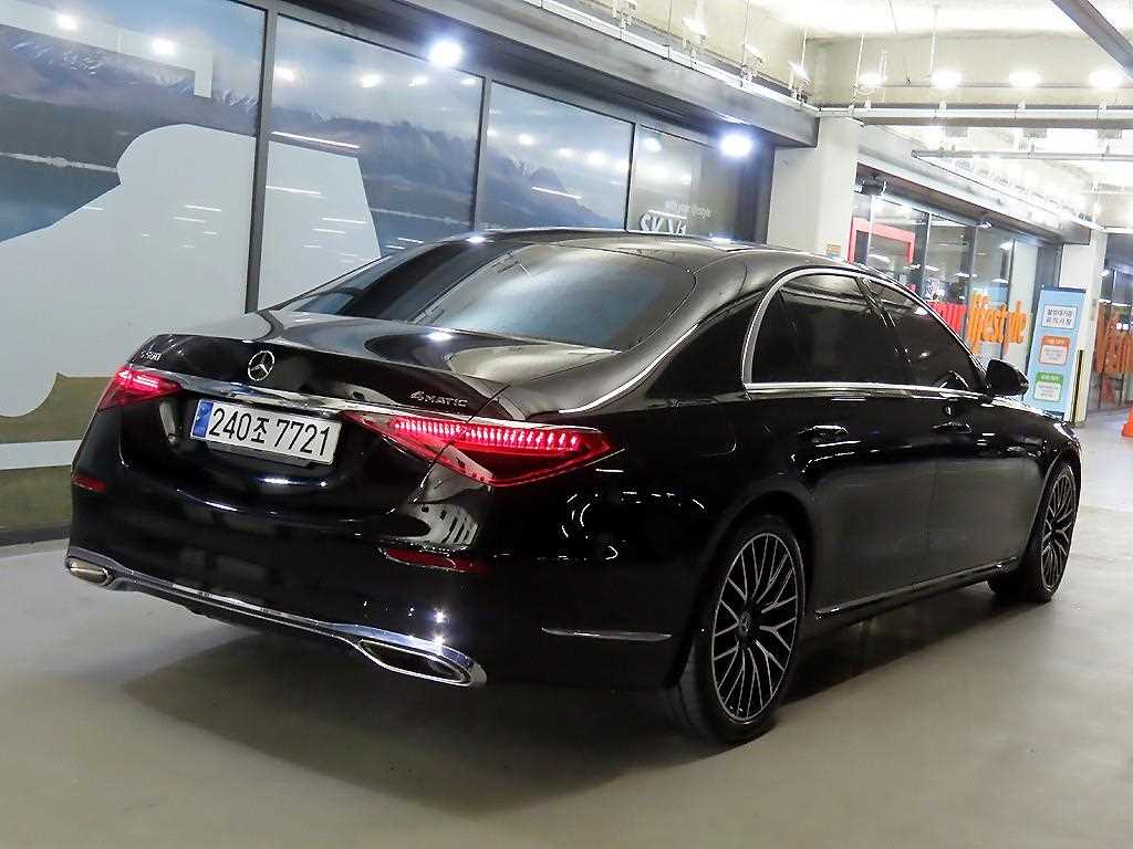 Mercedes Benz S Class - Vista 4