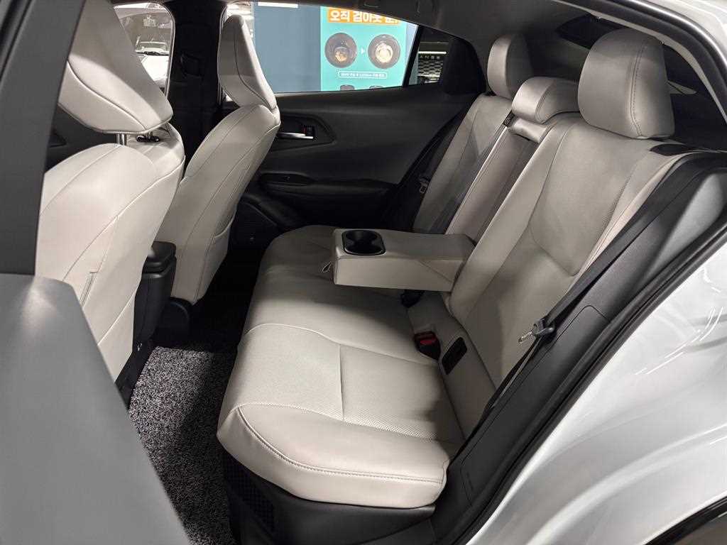 Toyota Prius 2026 Blanco - Importación desde Corea - HF Imports Iquique - Foto 15