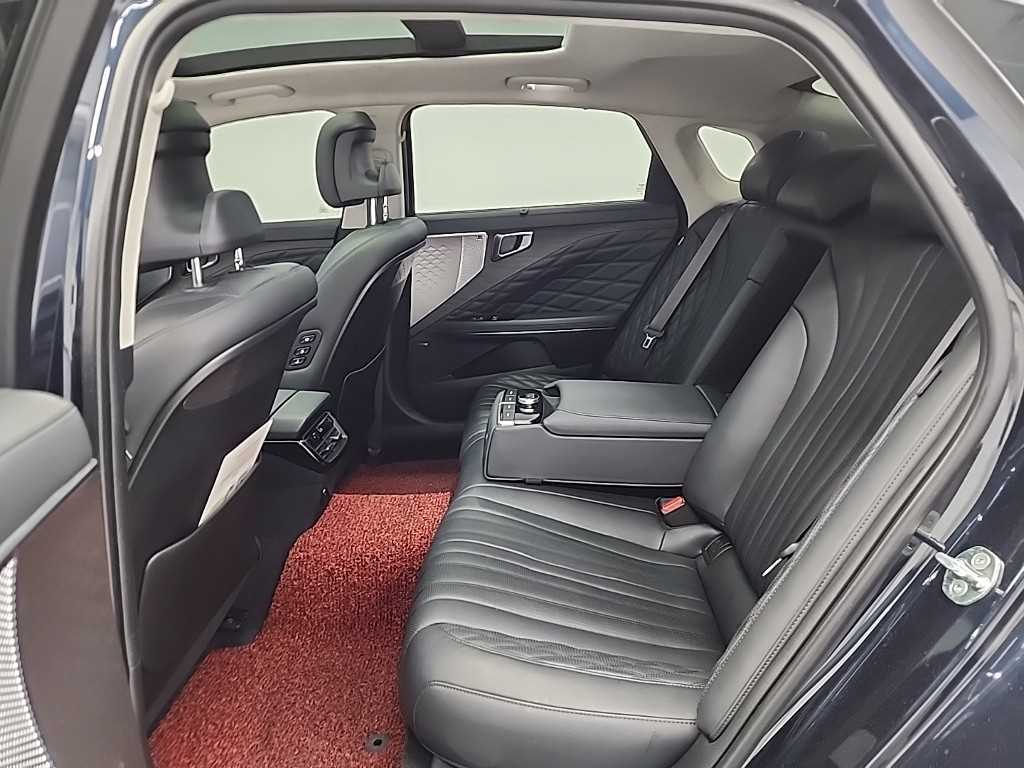 KIA K8 - Vista 12