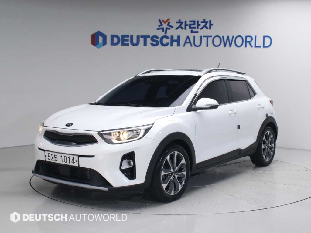 KIA Stonic 2018 Blanco - Importación desde Corea - HF Imports Iquique - Foto 1